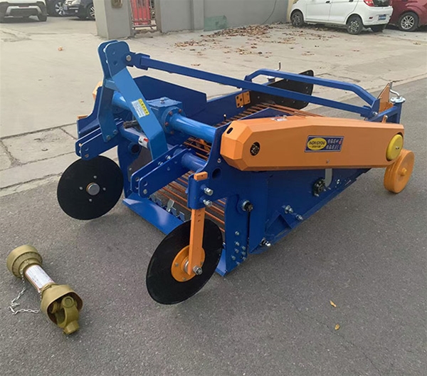 4UD-110馬鈴薯收獲機