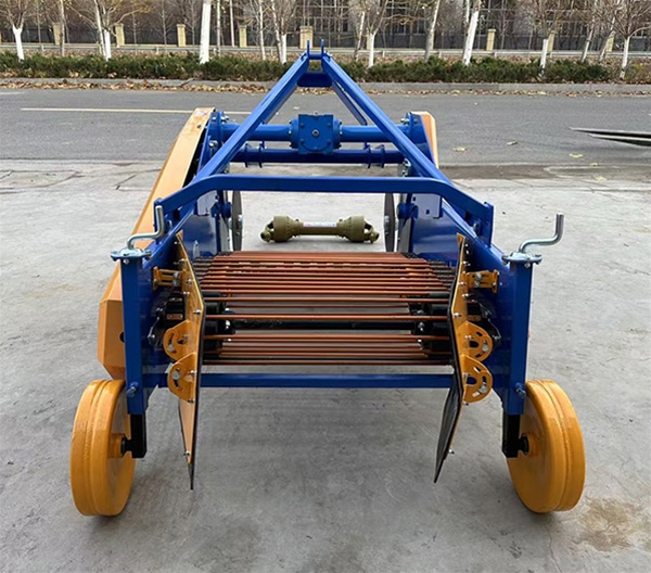 4UD-90馬鈴薯收獲機