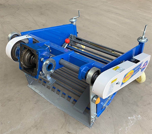 4UC馬鈴薯收獲機